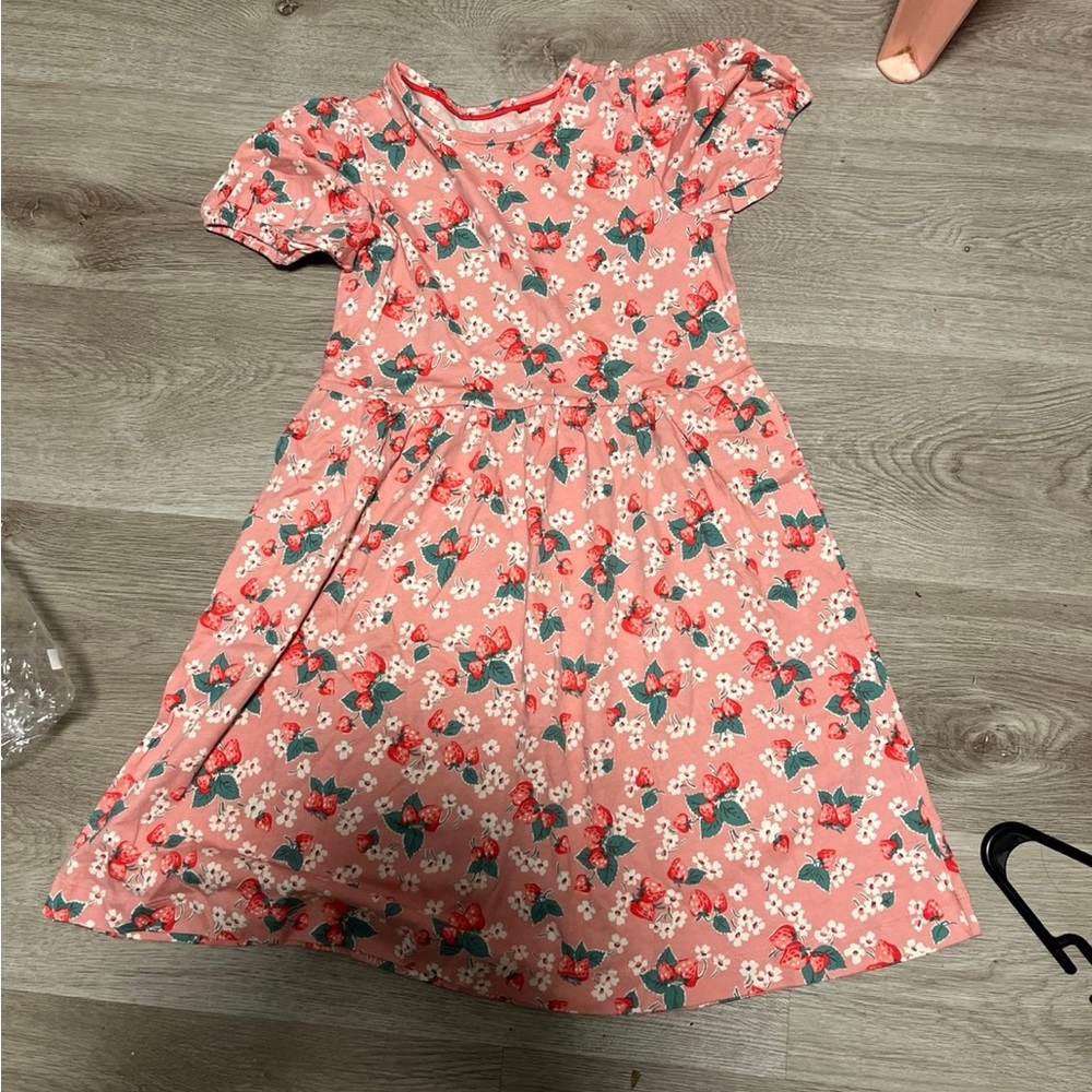 Mini boden strawberry dress